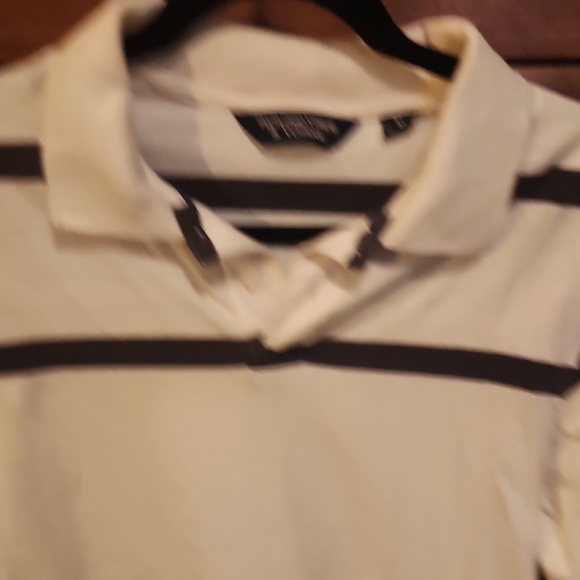 Roundtree & Yorke White Polo with Dark Stripes - Picture 3 of 5